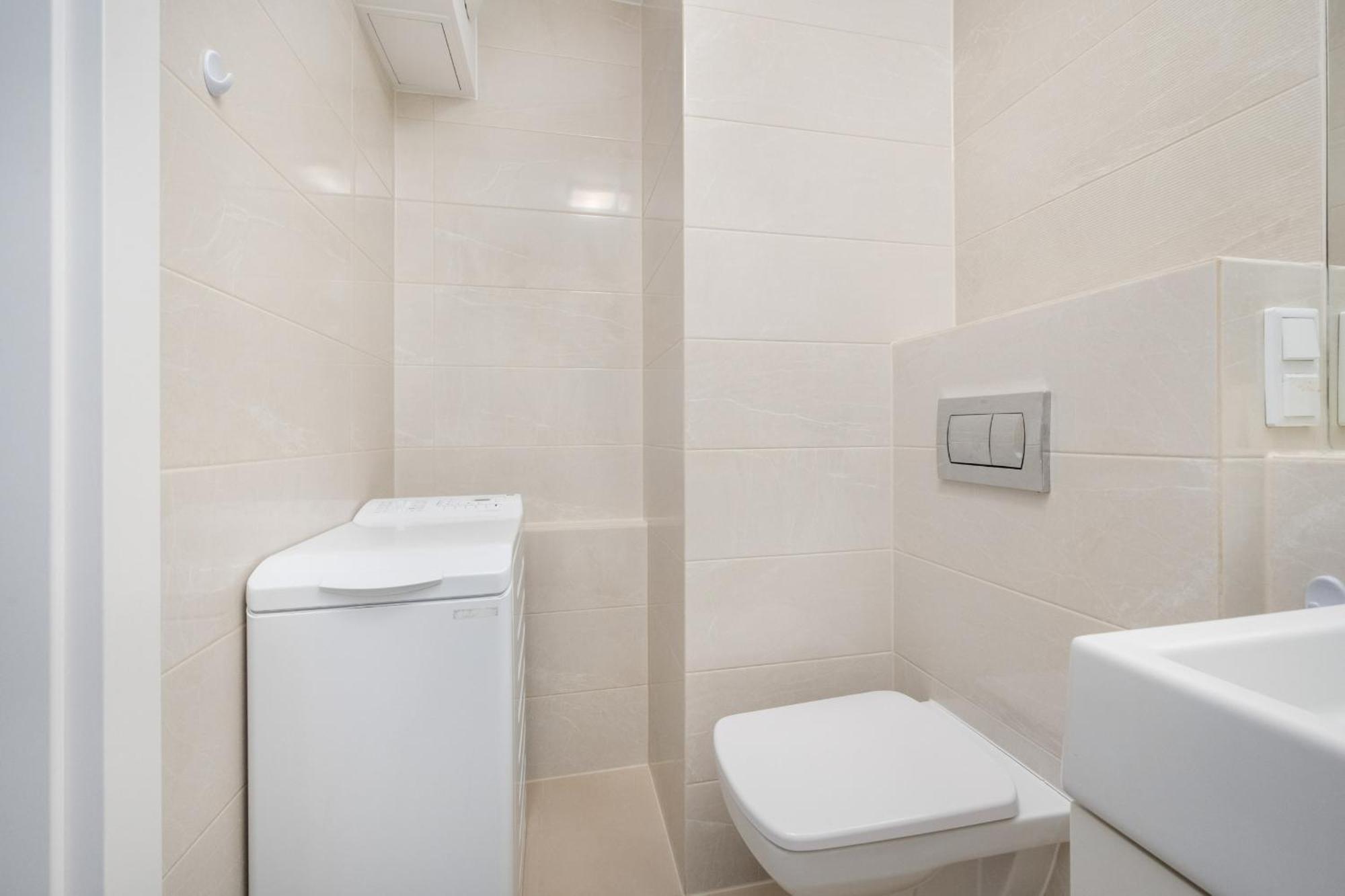 Klasyczny Apartament Z Balkonem We Wroclawiu By Noclegi Renters Bagian luar foto