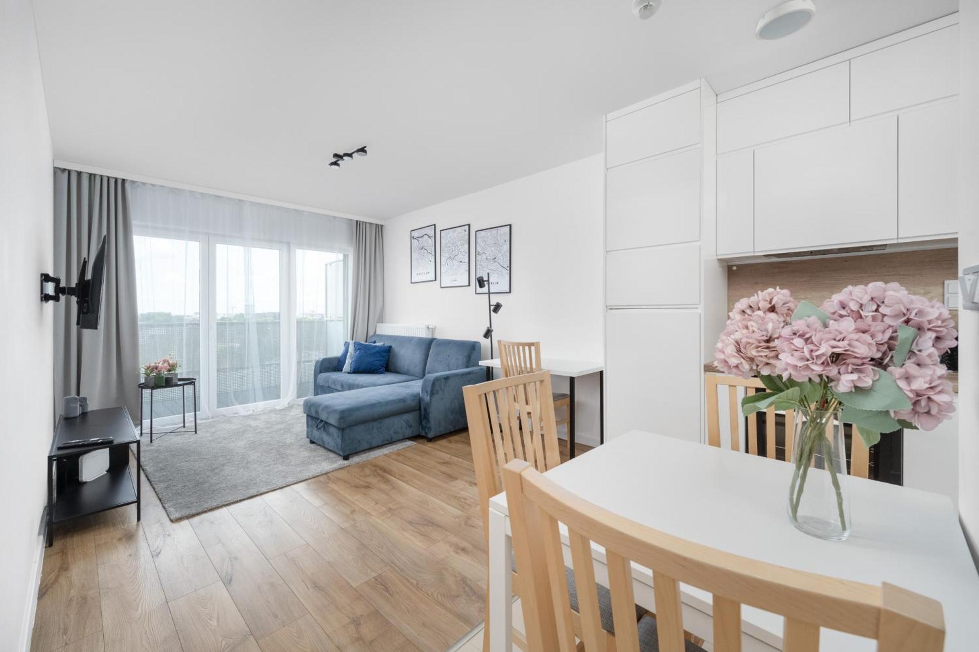 Klasyczny Apartament Z Balkonem We Wroclawiu By Noclegi Renters Bagian luar foto